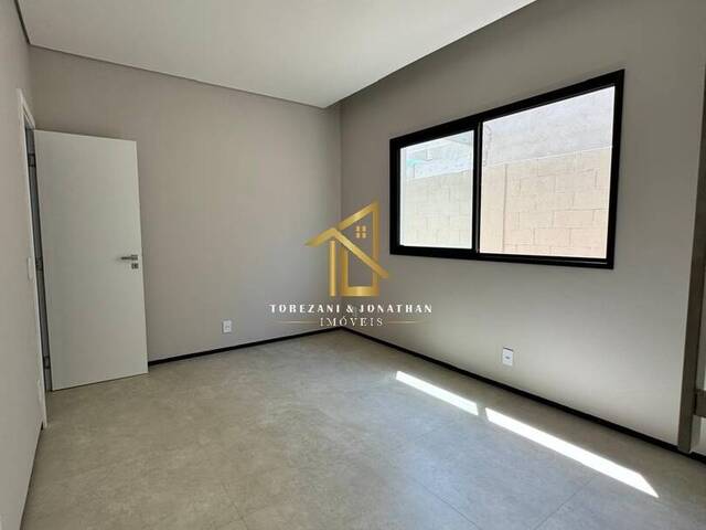 Casa para Venda em Vila Velha - 4