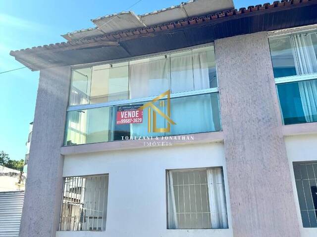 Sobrado para Venda em Vila Velha - 2