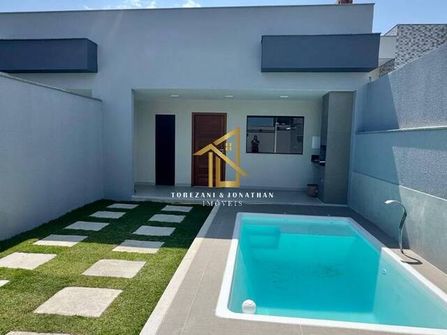 #CA00116 - Casa para Venda em Guarapari - ES