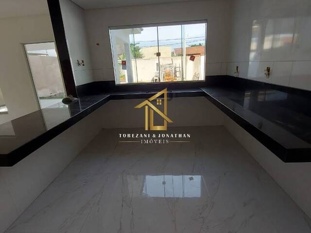 Casa para Venda em Vila Velha - 3