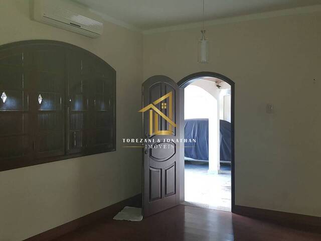 Sobrado para Venda em Vila Velha - 2
